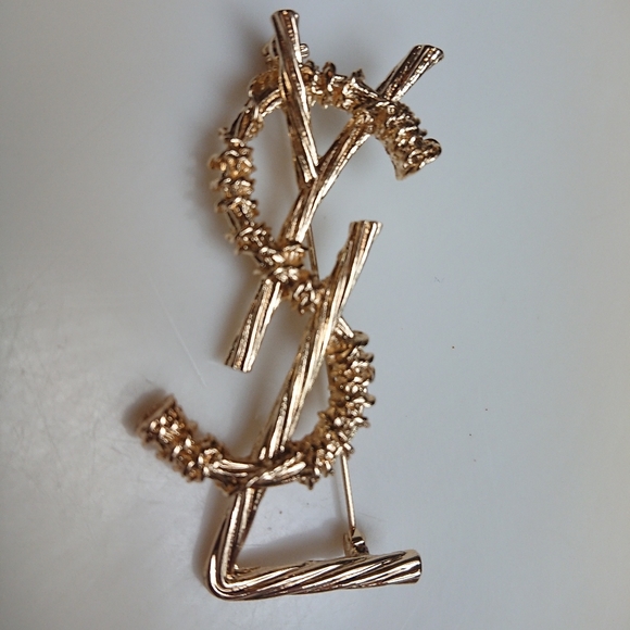 Yves Saint Laurent Brooch Pin 2025